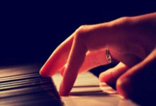 西班牙联赛赛程：皇家马德里能否向巴塞罗那发起挑战？