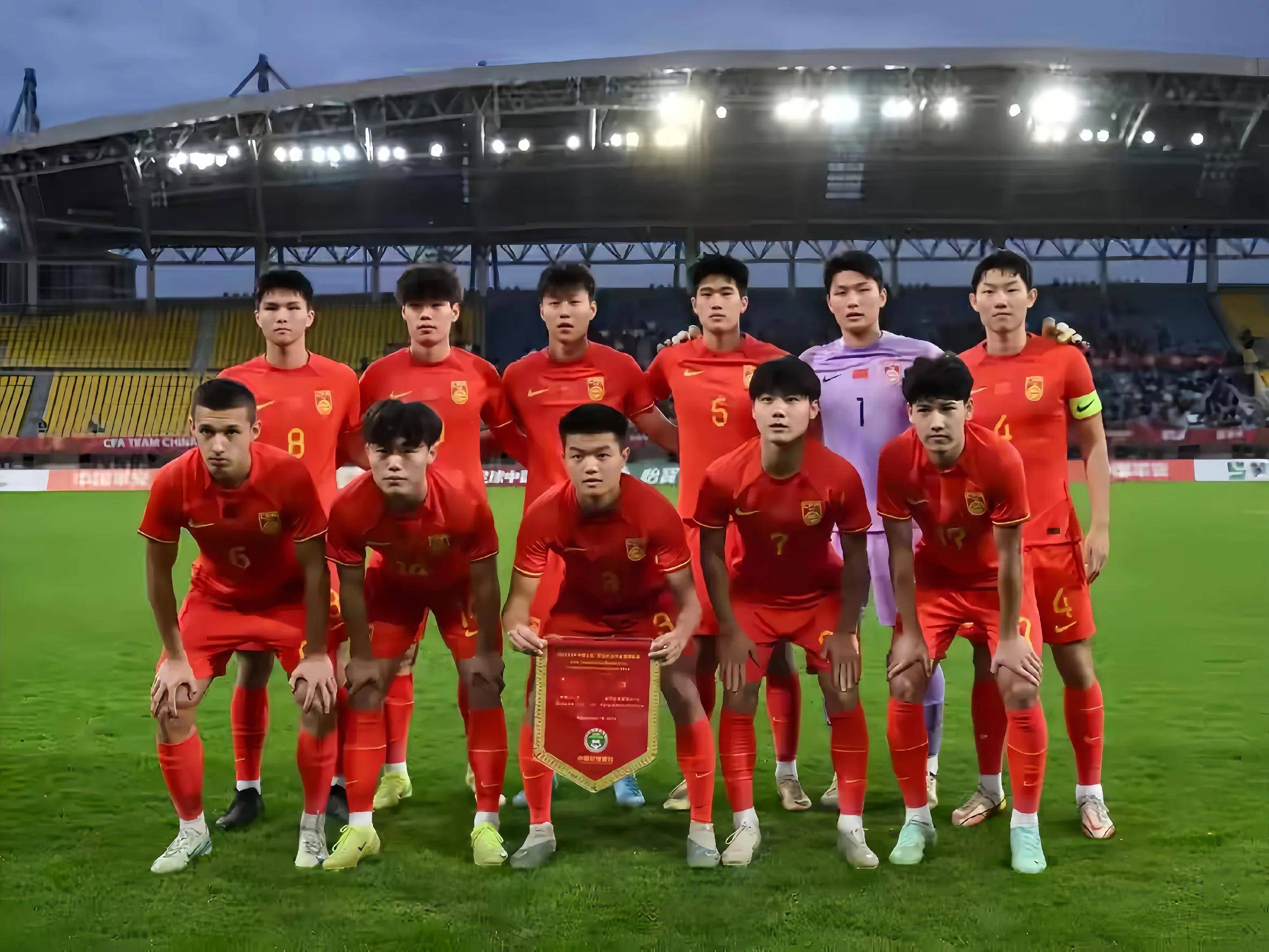 od体育娱乐-包含中国足球比赛联赛落下帷幕，一支球队成为夺冠队伍的词条