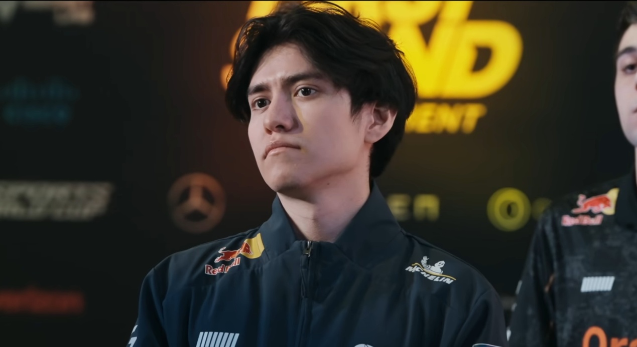 LOL：电竞世界杯HLE首秀！上单弱的CFO偏偏遇到了Zeus的简单介绍