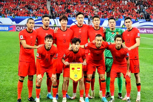 关于国足东亚杯总结：1胜2负进1球，两新人表现合格，主帅问题依旧困扰的信息