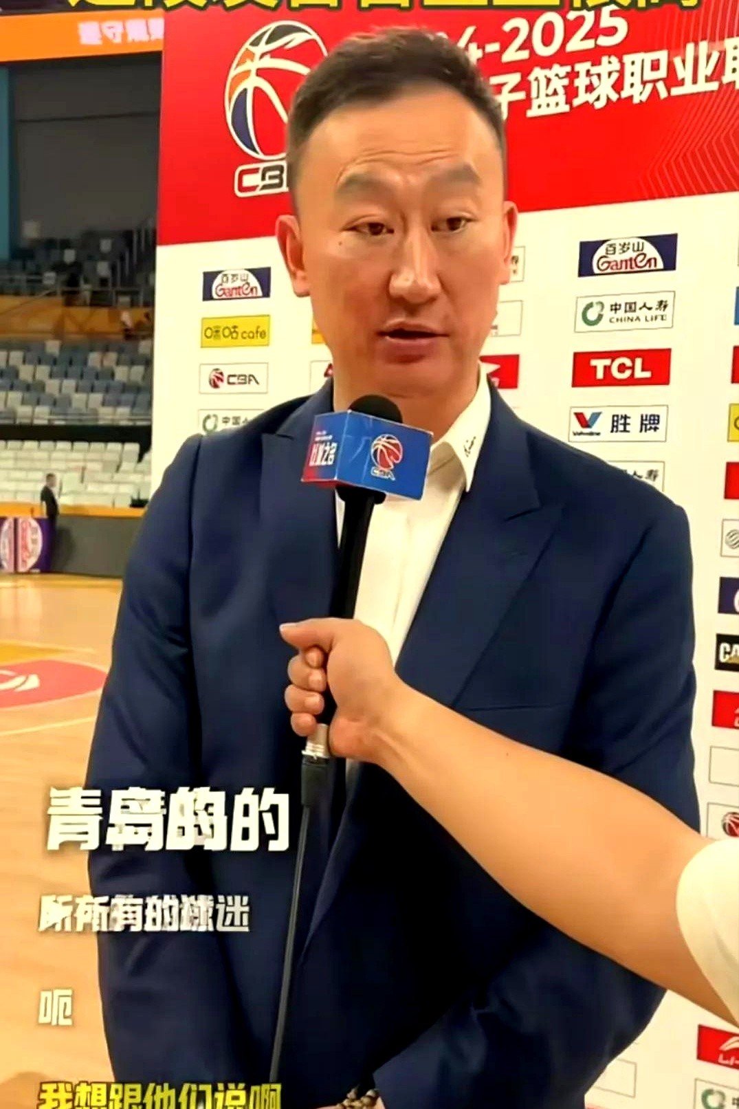 青岛完成重要签约！两大功勋外援成功留队，刘维伟要继续创造奇迹的简单介绍